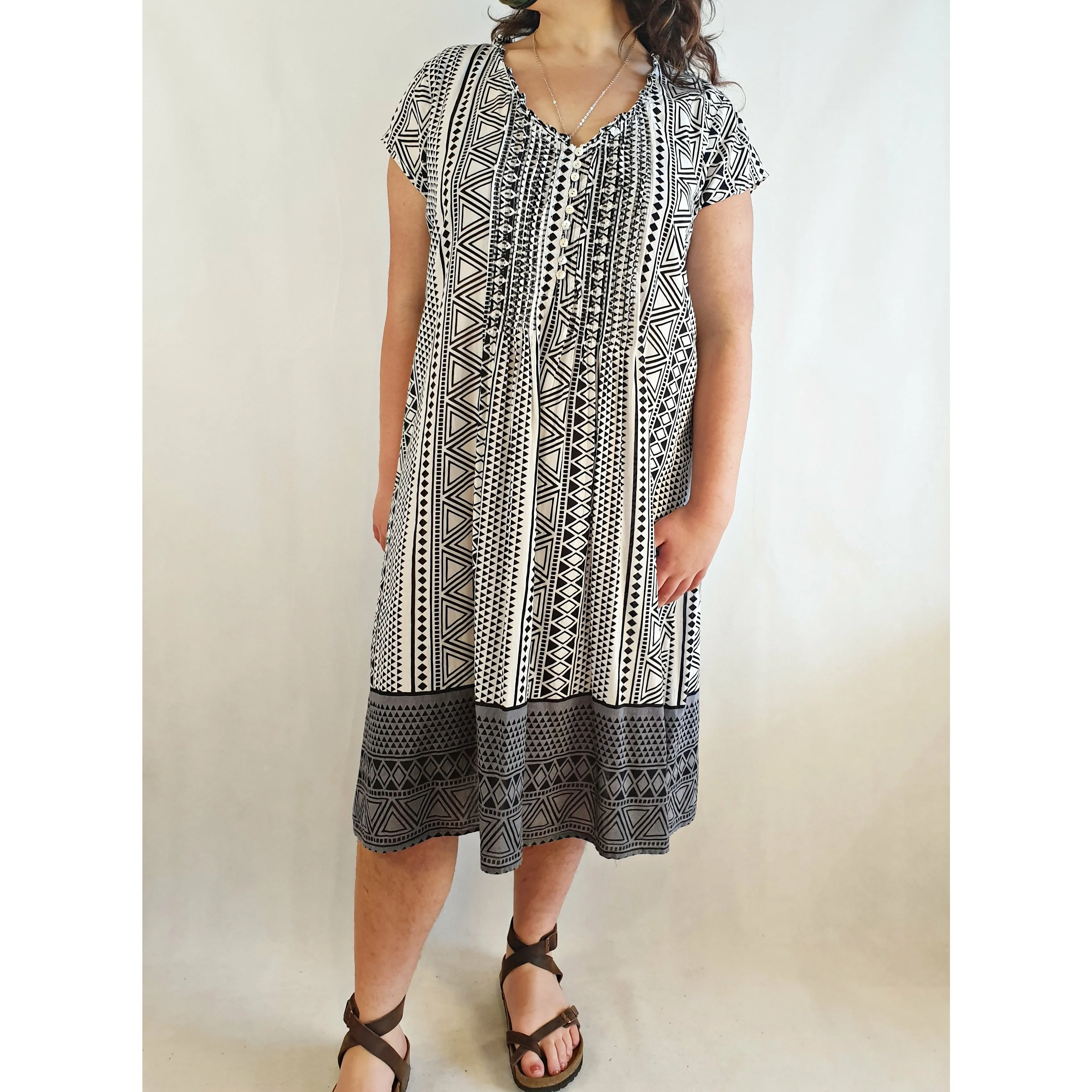 Cake pre-owned grey pattern sleeveless summer dress size XL (best fits 14-16)