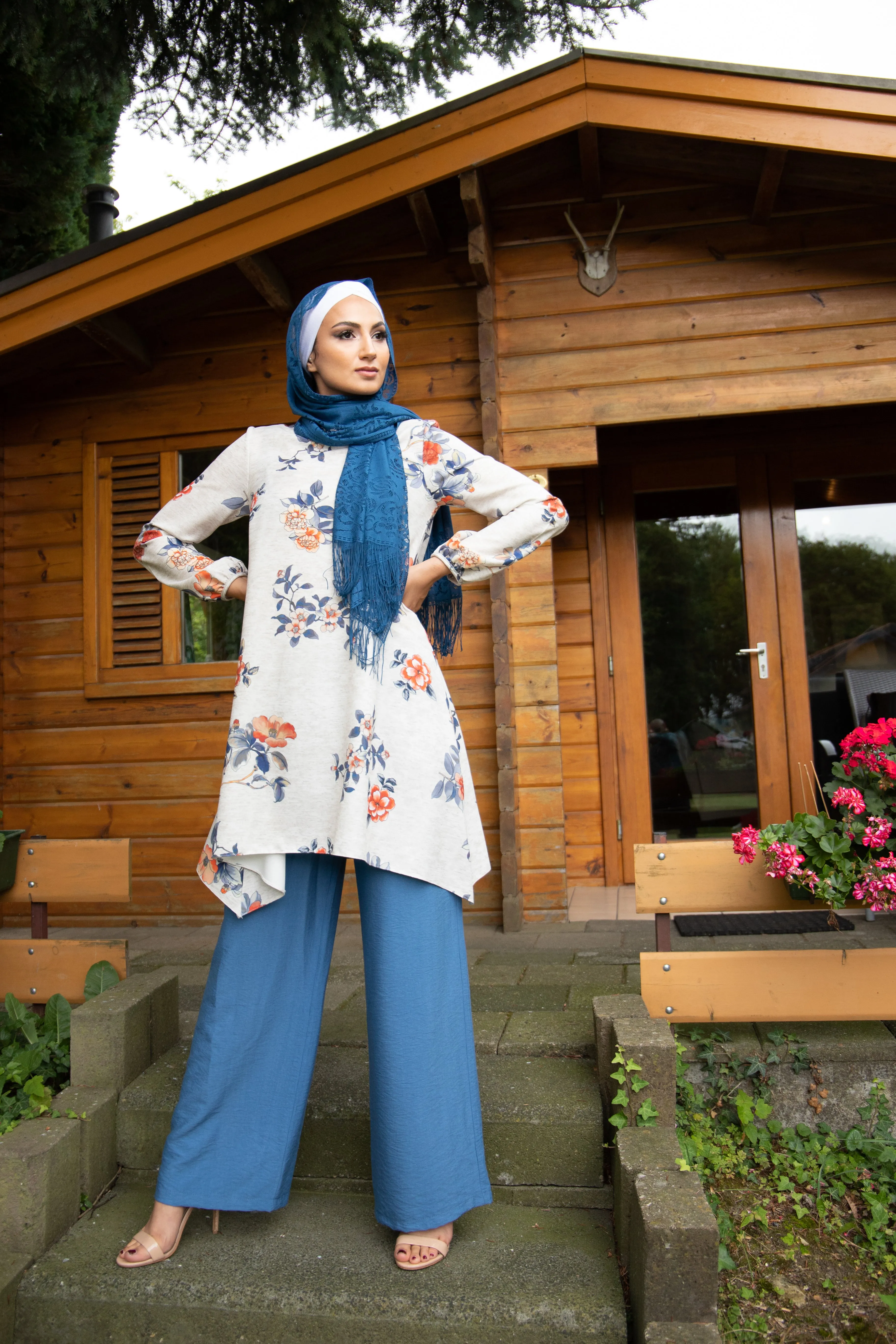 Floral Tunic & Wide Leg Pants Outfit | Color Blue