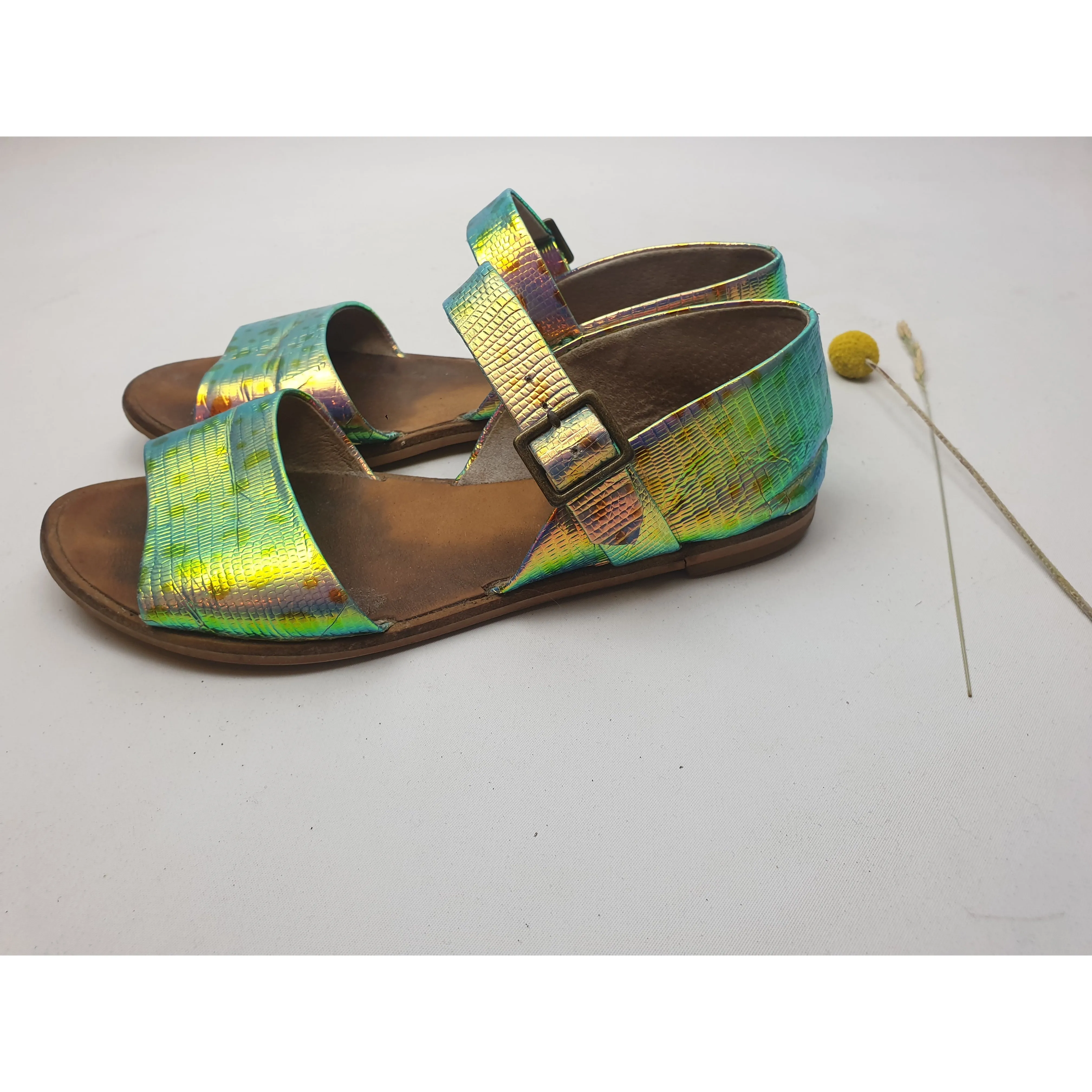 Gorman shiny metallic leather sandals with subtle yellow splodges size 37