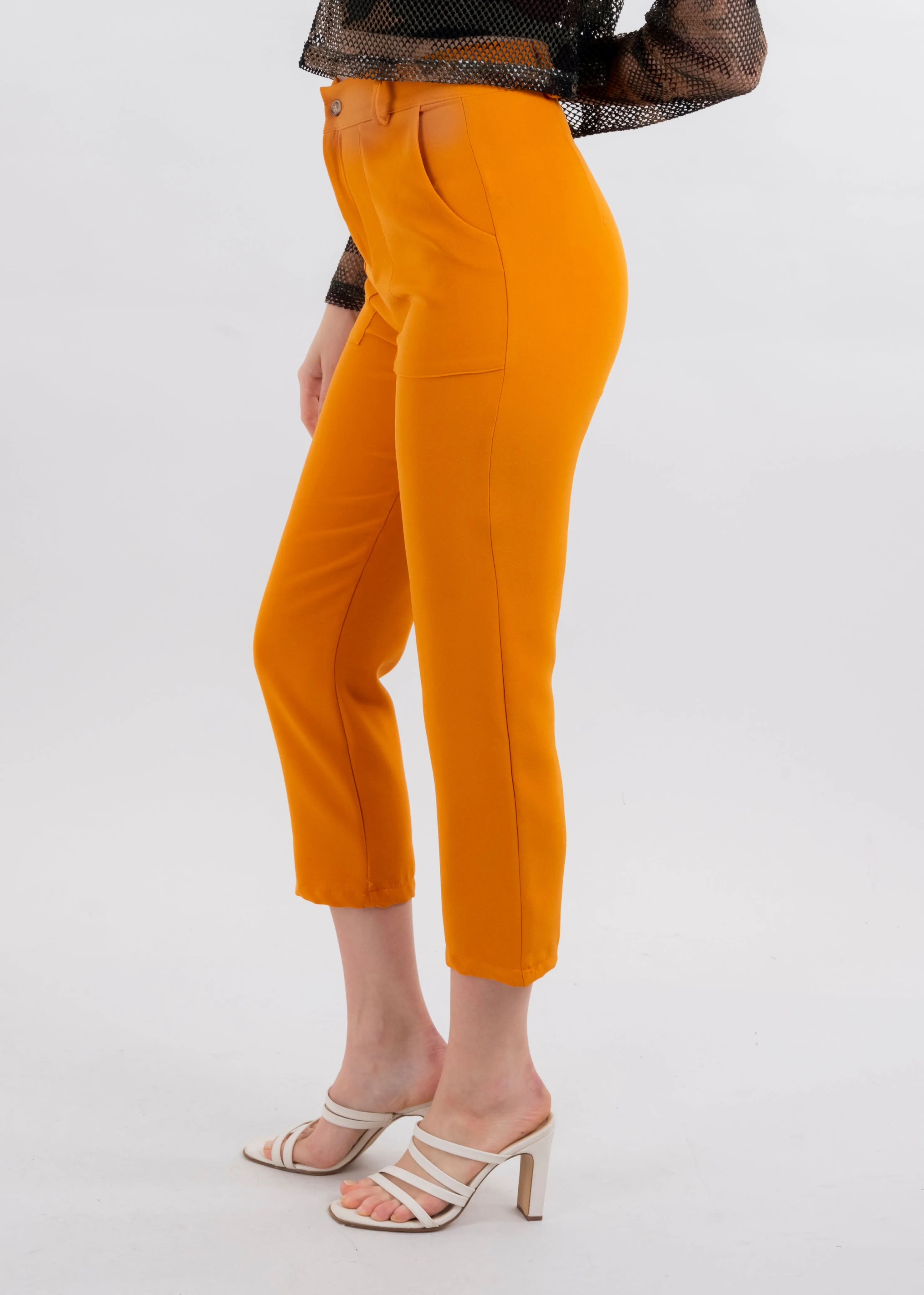 Pantalón Cintura Alta Capri Bolsas