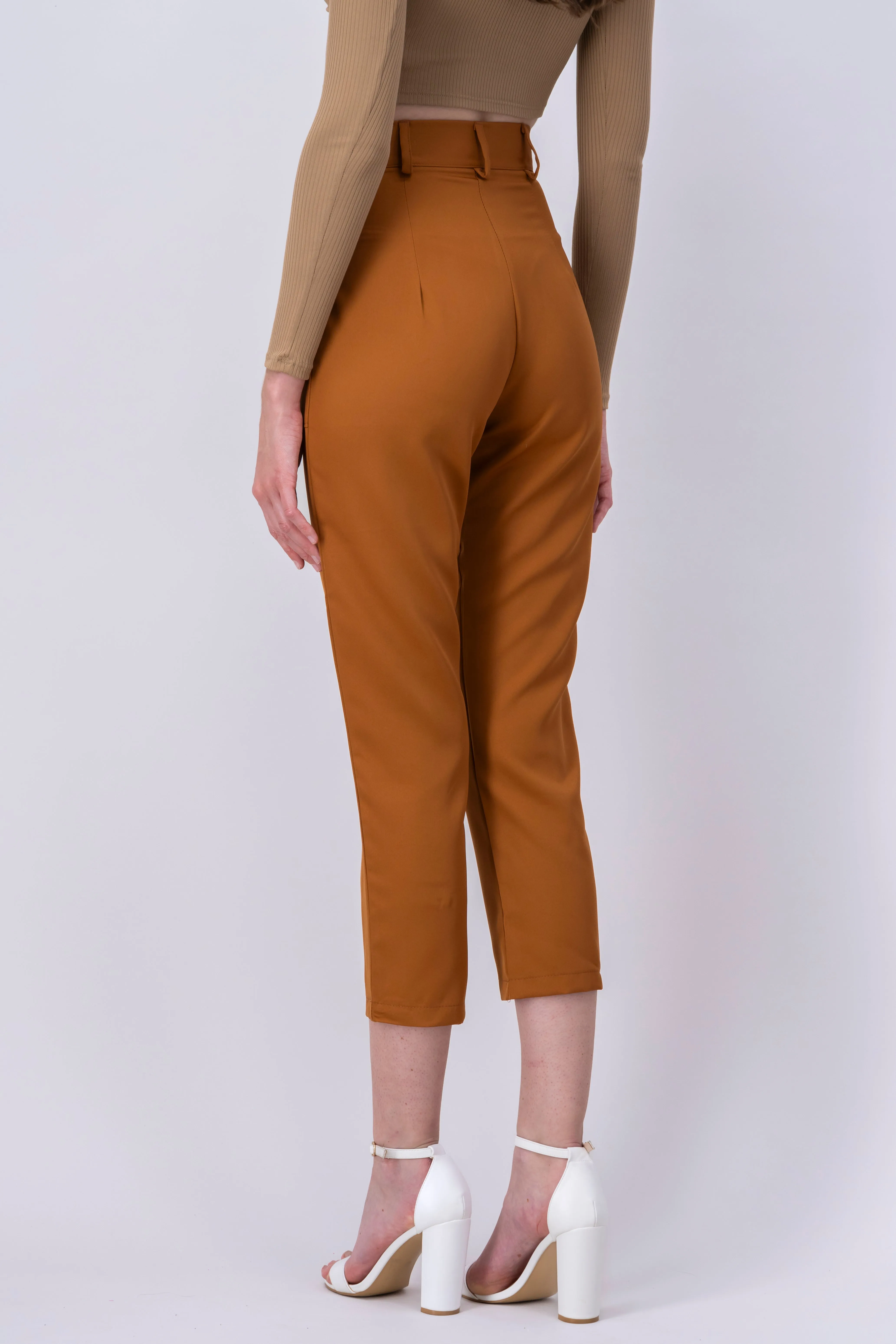 Pantalón Cintura Alta Capri Bolsas