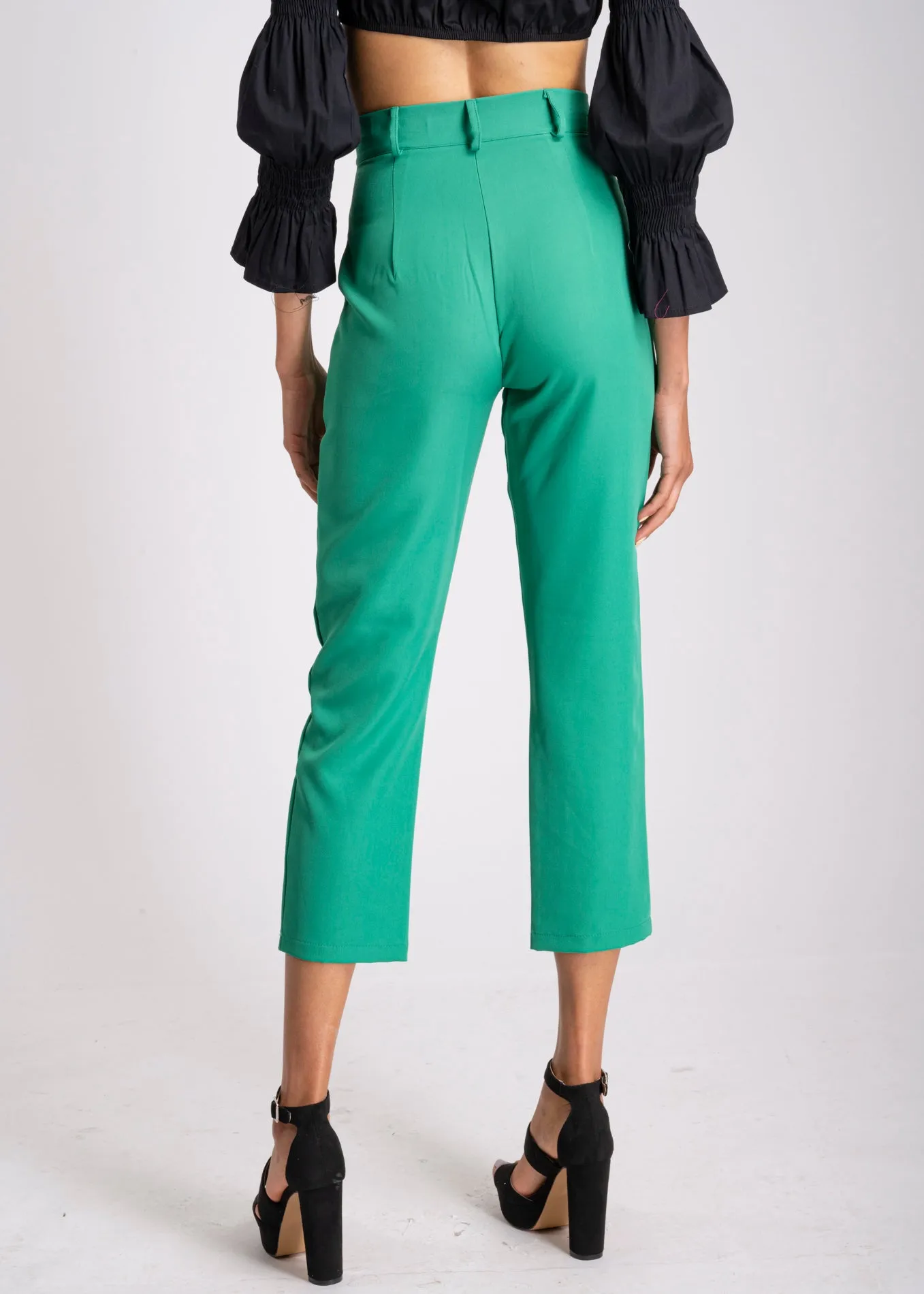 Pantalón Cintura Alta Capri Bolsas