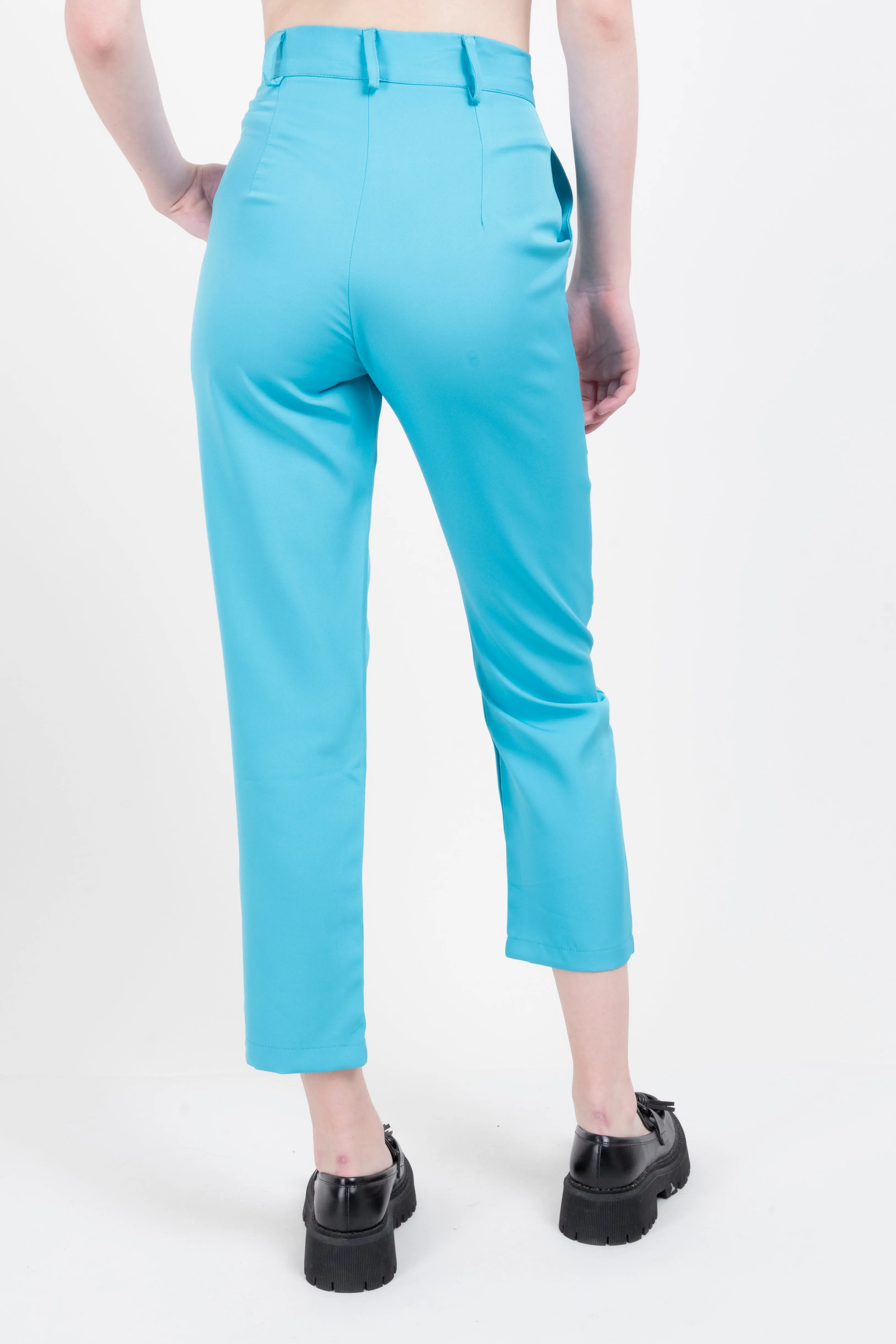Pantalón Cintura Alta Capri Bolsas