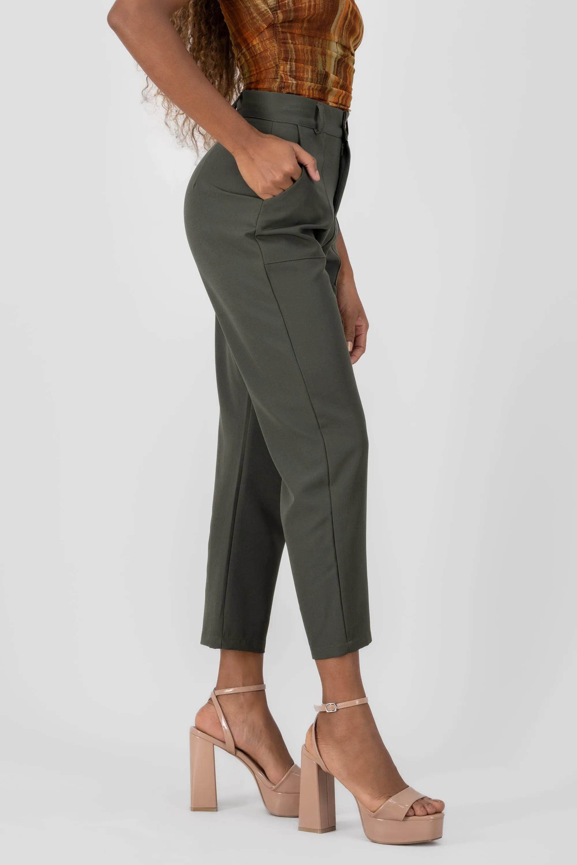 Pantalón Cintura Alta Capri Bolsas