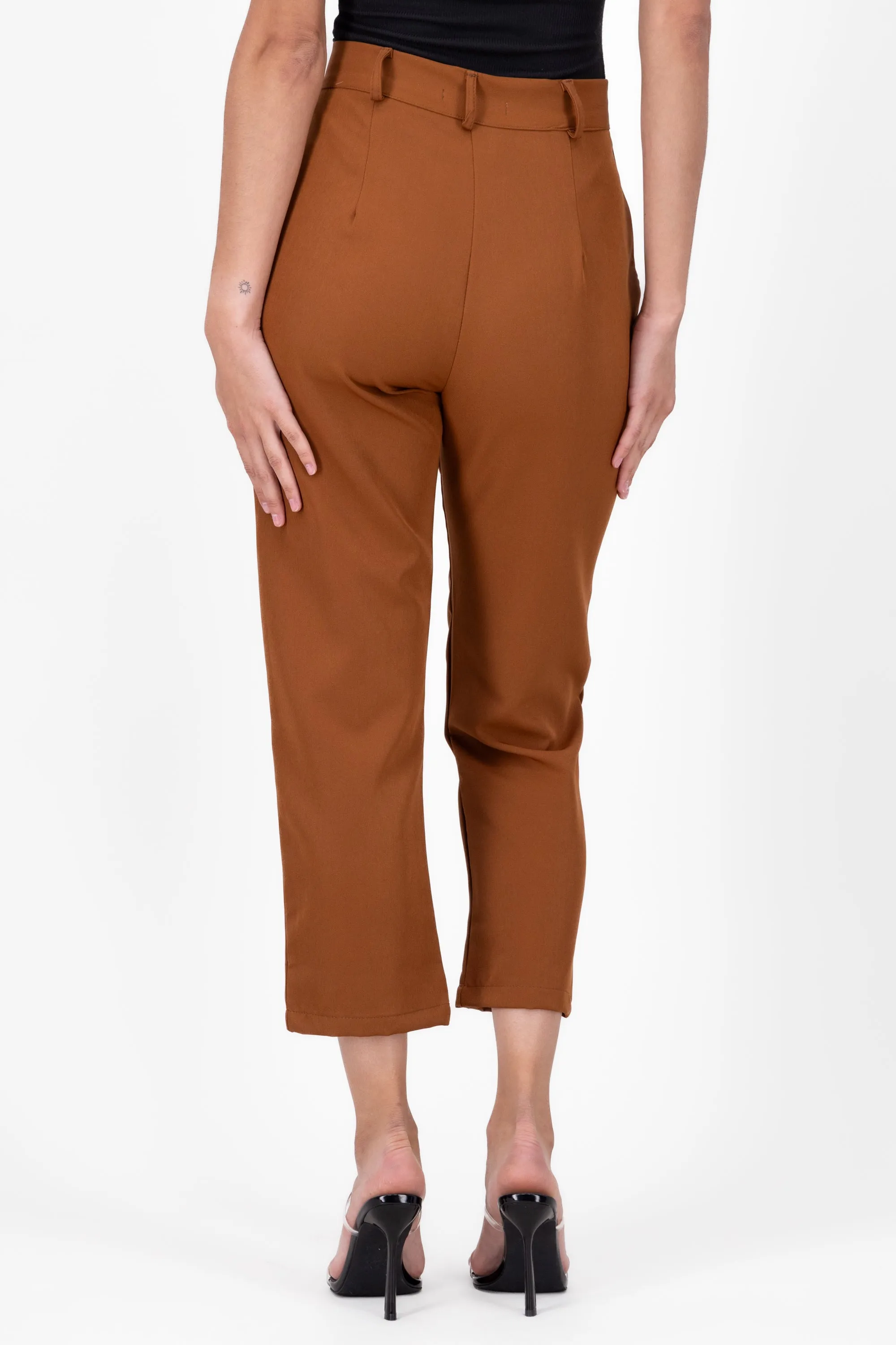 Pantalón Cintura Alta Capri Bolsas
